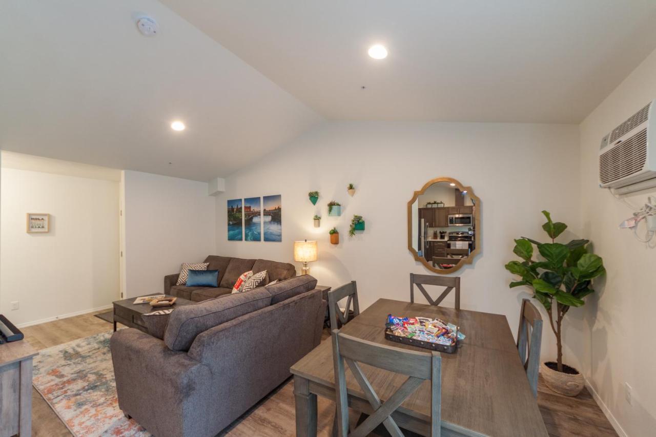 Modern And Stylish King Bed Wifi Free Parking Spokane Valley Exterior foto